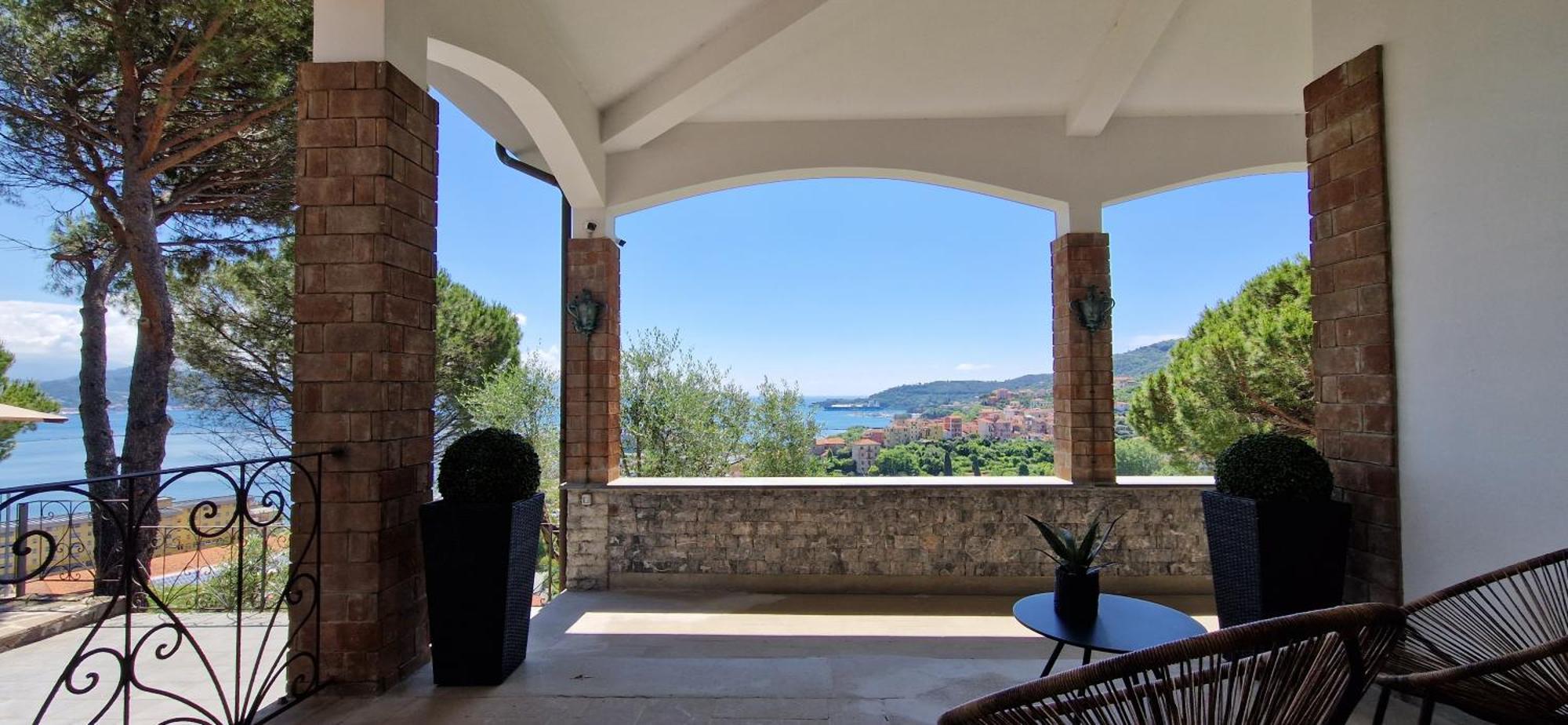 Villamara Luxury Rooms La Spezia Exterior photo